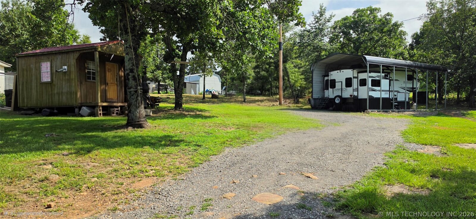 Property Photo:  460663 E 1120 Road  OK 74955 