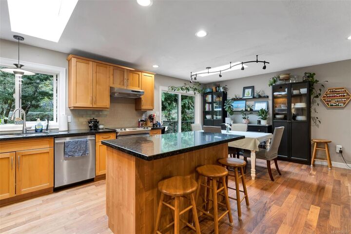 5308 Rocky Point Rd — photo 1