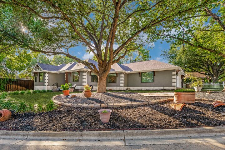 Property Photo:  1933 Squire Circle Circle  TX 78130 