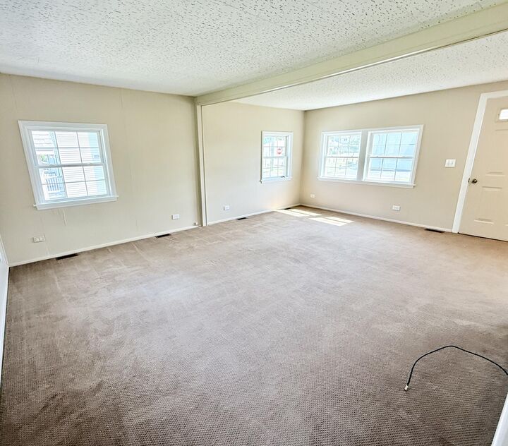 Property Photo:  93 Wall Street  NY 12901 