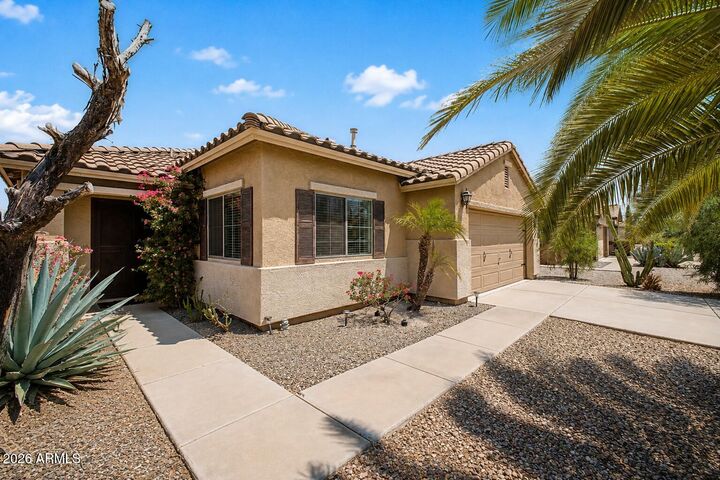 Property Photo:  100 W Dana Drive W  AZ 85143 