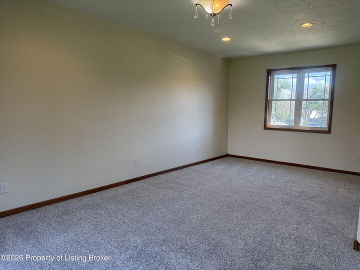Property Photo:  304 6th Avenue NW  ND 58854 