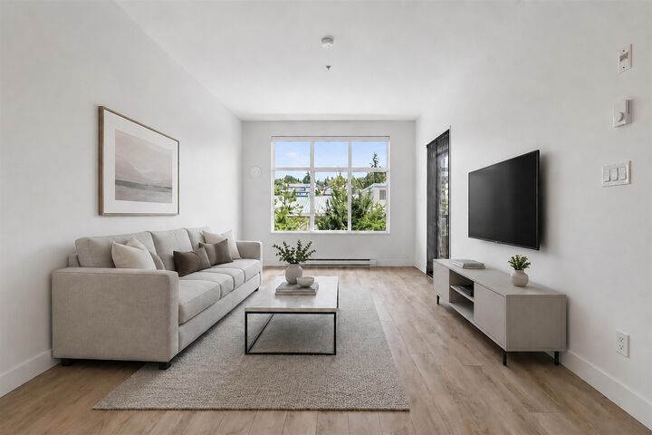 Property Photo: 828 Gauthier Avenue 315 BC V3K 0E9