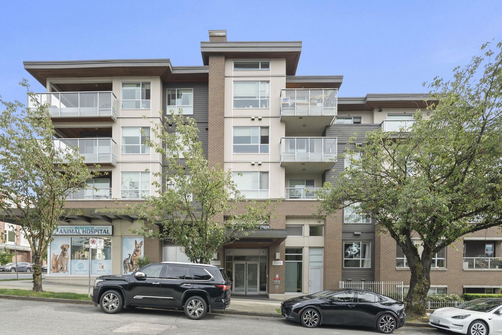Property Photo:  2888 E 2nd Avenue 105  BC V5M 0B9 