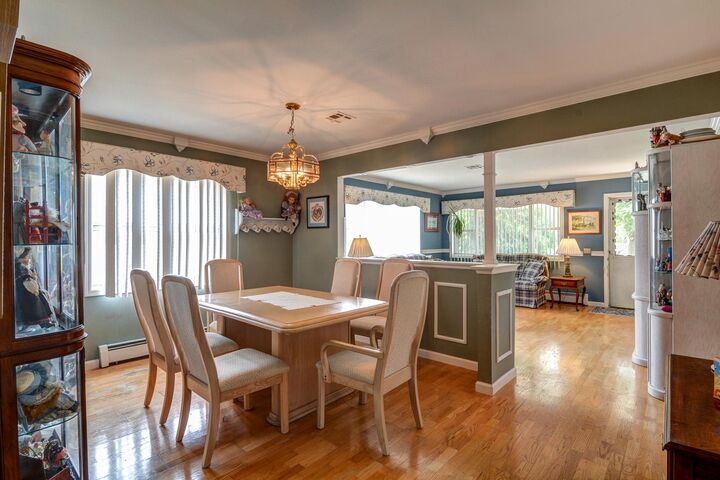 Property Photo:  9 Madras Court  NJ 08757 