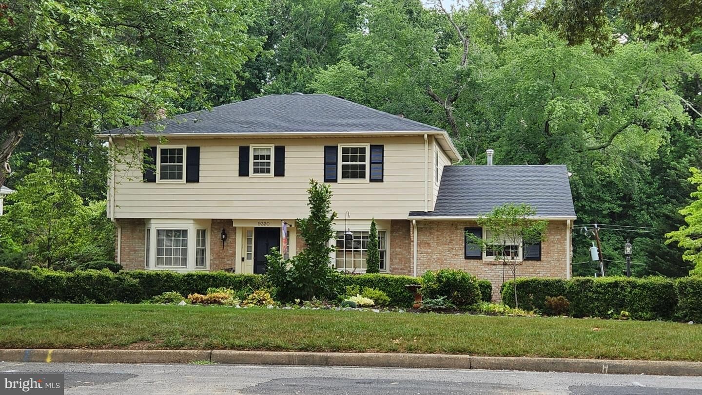 Property Photo:  9320 Lakeland Drive  VA 23229 