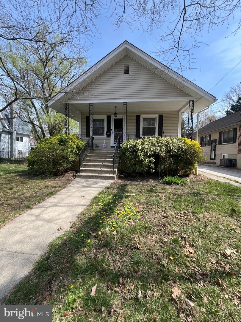 Property Photo:  321 Virginia Avenue  NJ 08108 
