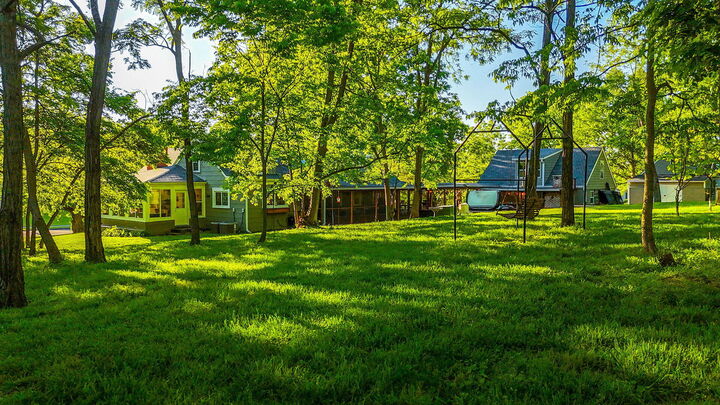 Property Photo: 2706 Oakland Gravel Rd MO 65202