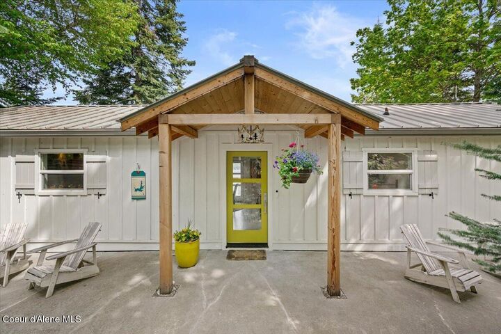 Property Photo: 2937 E Upper Hayden Lake Rd ID 83835
