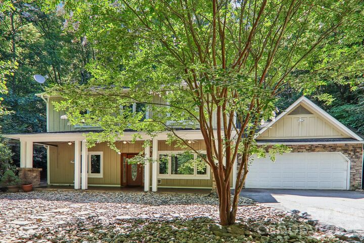 Property Photo: 10 Cedar Drive NC 28759