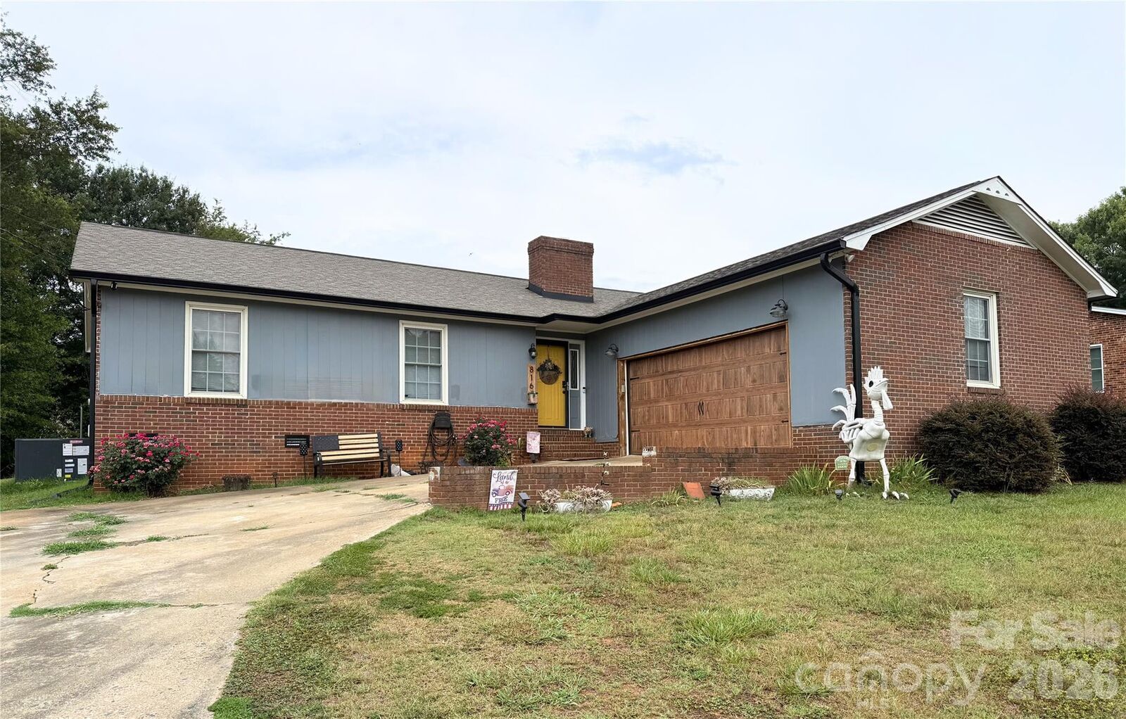 Property Photo:  816 Rhodann Drive  NC 28152 
