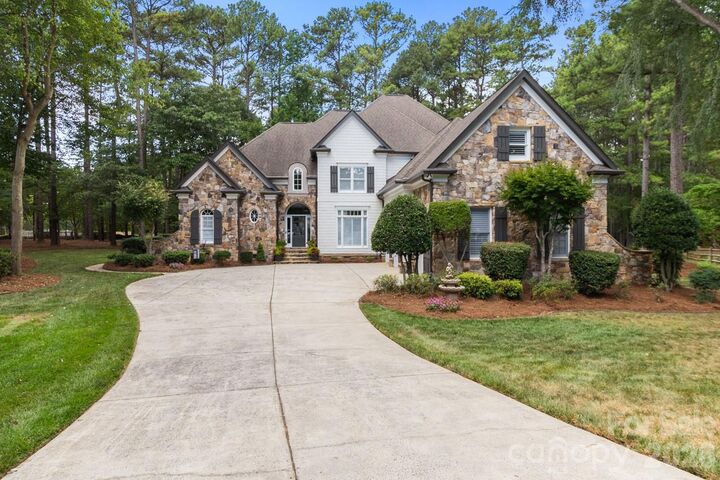 Property Photo: 103 White Crest Court NC 28117