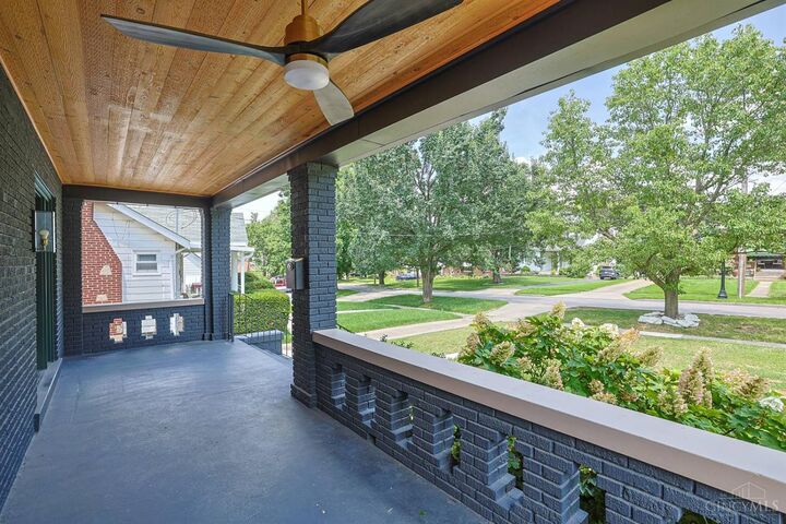 Property Photo: 1639 Kellywood Avenue OH 45238