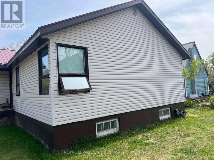 Property Photo: 101 Pine Crescent ON P0T 1C0