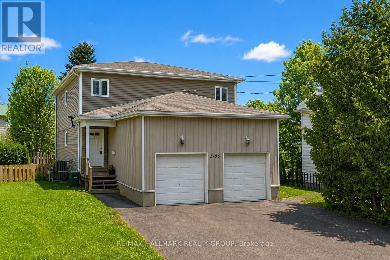 Property Photo: 1796 Dumas Street ON K1C 1N4