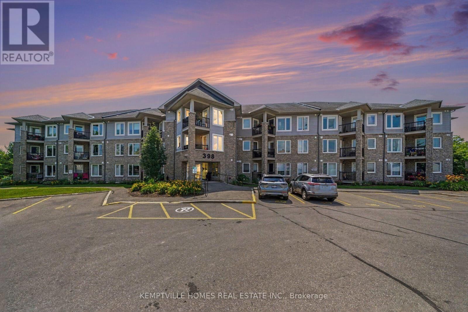 Property Photo: 398 Van Buren Street 106 ON K0G 2J0