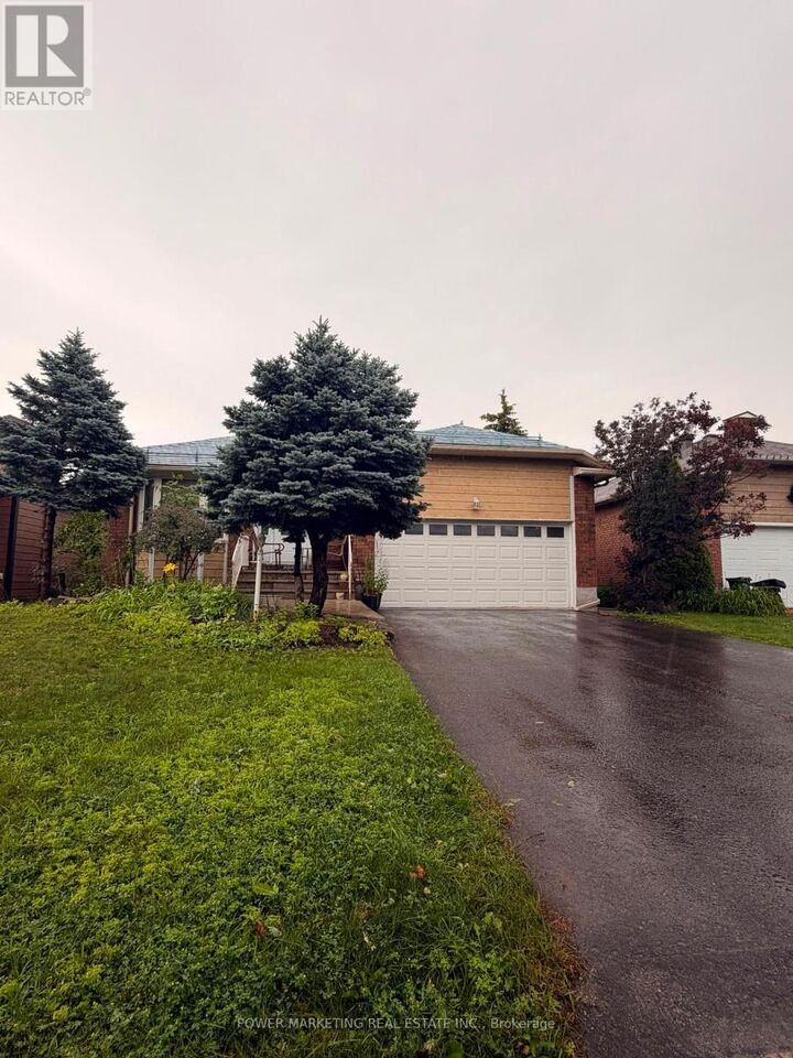 Property Photo: 52 Jarlan Terrace ON K2L 3L3