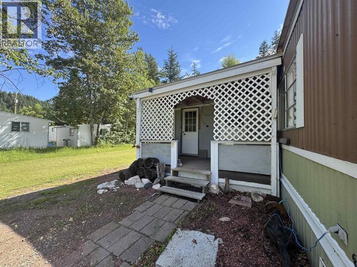 Property Photo: 2725 Dubois Road 9 BC V2G 5C1
