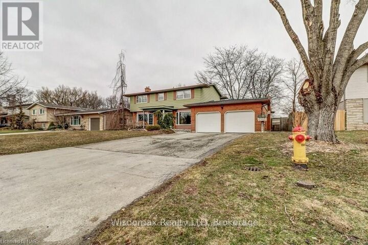 Property Photo: 33 Adelene Crescent Basebent ON L2T 3C6