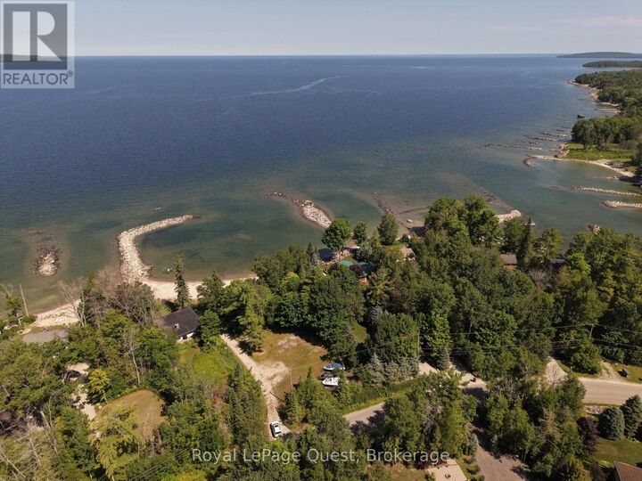 Property Photo: 430 Silver Birch Drive ON L9M 0M5