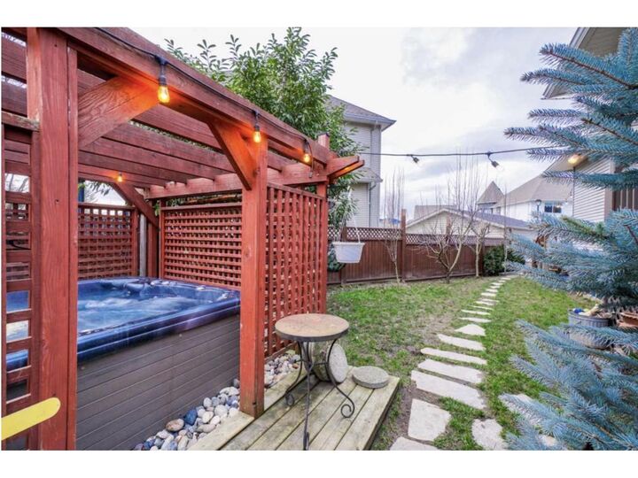 Property Photo: 46415 Bedford Parkway BC V2R 5N4