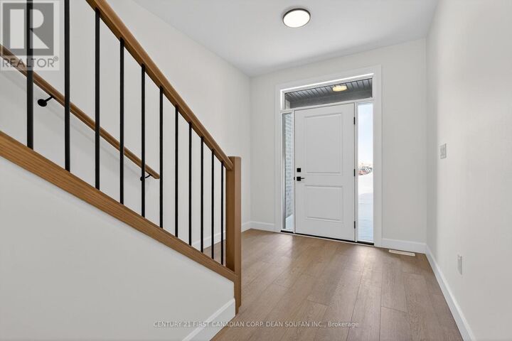 Property Photo: 875 Catalpa Square ON N6G 4A5