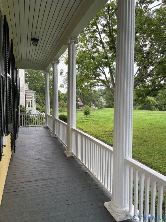 Property Photo: 243 S Adams Street VA 23803