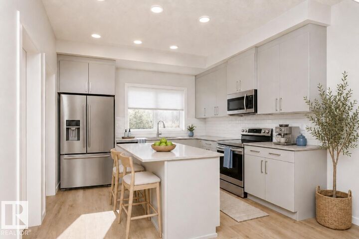 Property Photo: 2744 7 Avenue SW AB T6X 1N8