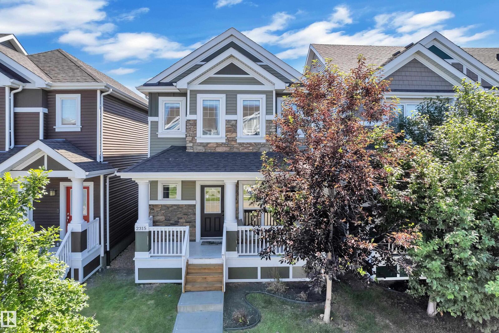 Property Photo:  2315 70 Street SW  AB T6X 1Z2 