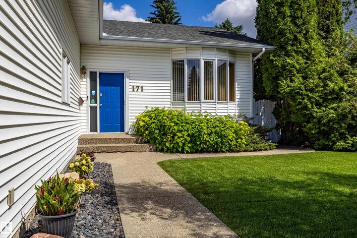 Property Photo:  171 Rhatigan Road NW  AB T6R 1N5 