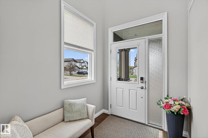 Property Photo:  22131 95 Avenue NW  AB T5T 1N1 
