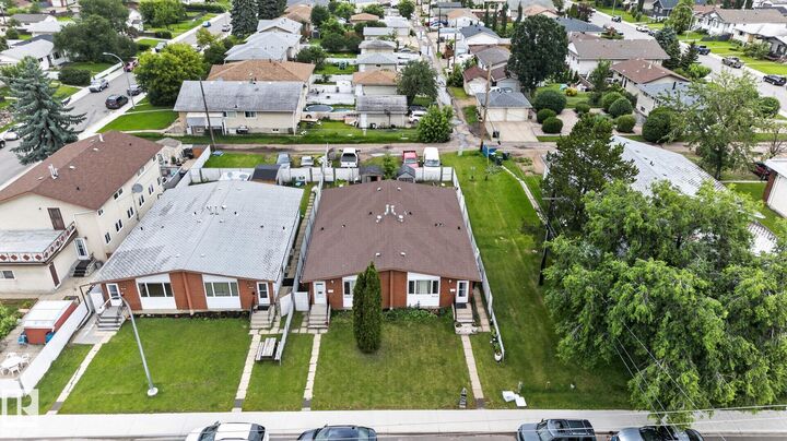Property Photo:  8614 And 8616 128 Avenue NW  AB T5E 0G2 