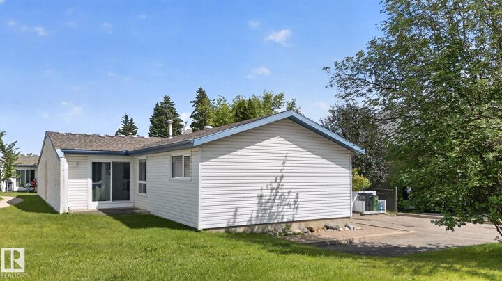 Property Photo:  1071 Millbourne Road NW  AB T6K 0T3 