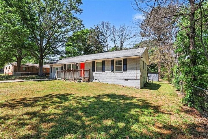 Property Photo: 297 Lu Lane GA 30274