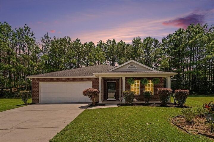 Property Photo:  460 Pinevale Court  GA 30349 