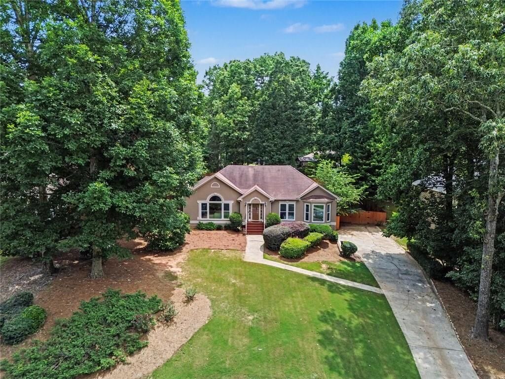 Property Photo: 148 Stanbrough Drive GA 30157