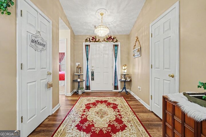 Property Photo: 1924 Brittlebank Lane GA 30043