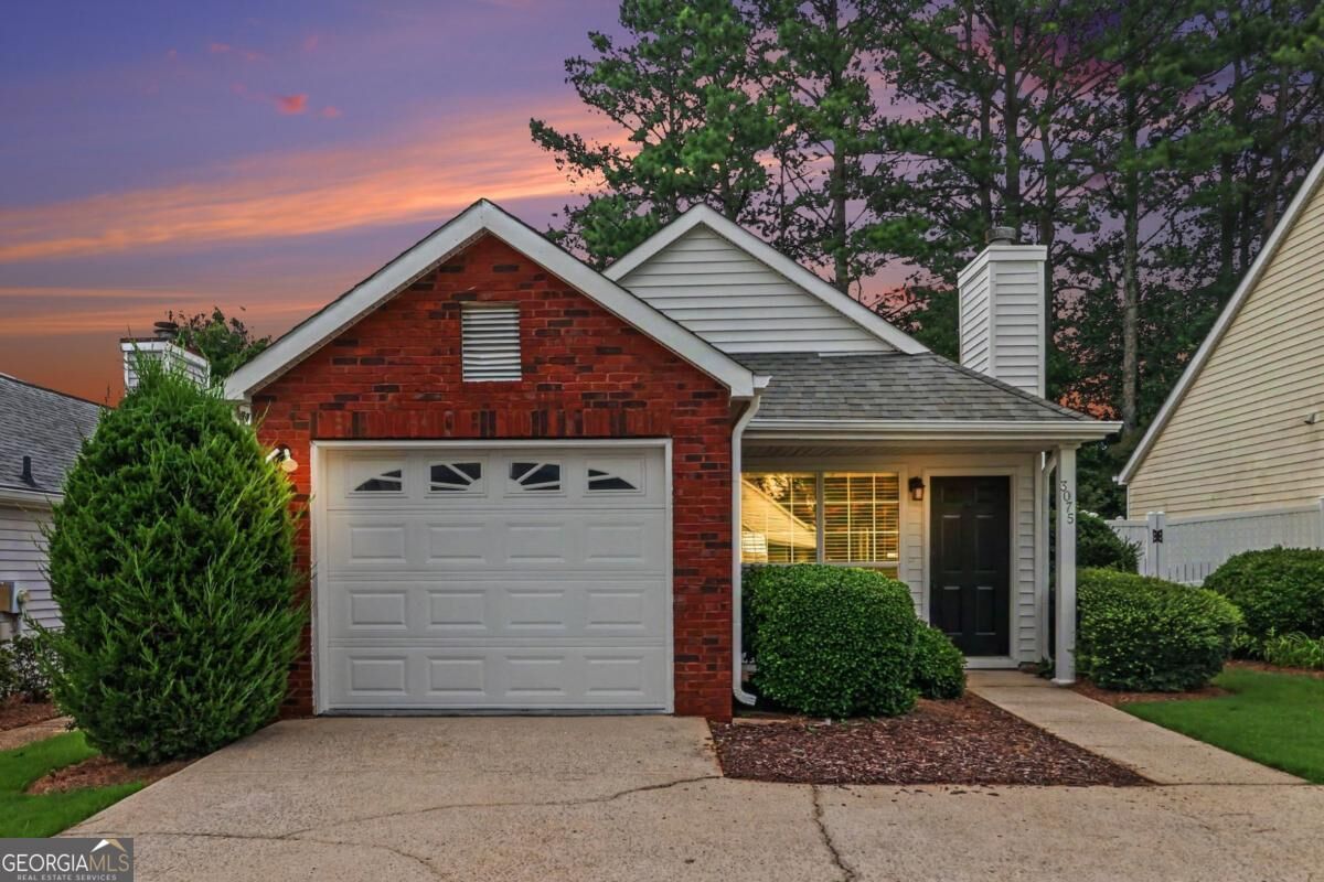 Property Photo:  3075 Barnwood Crossing  GA 30097 
