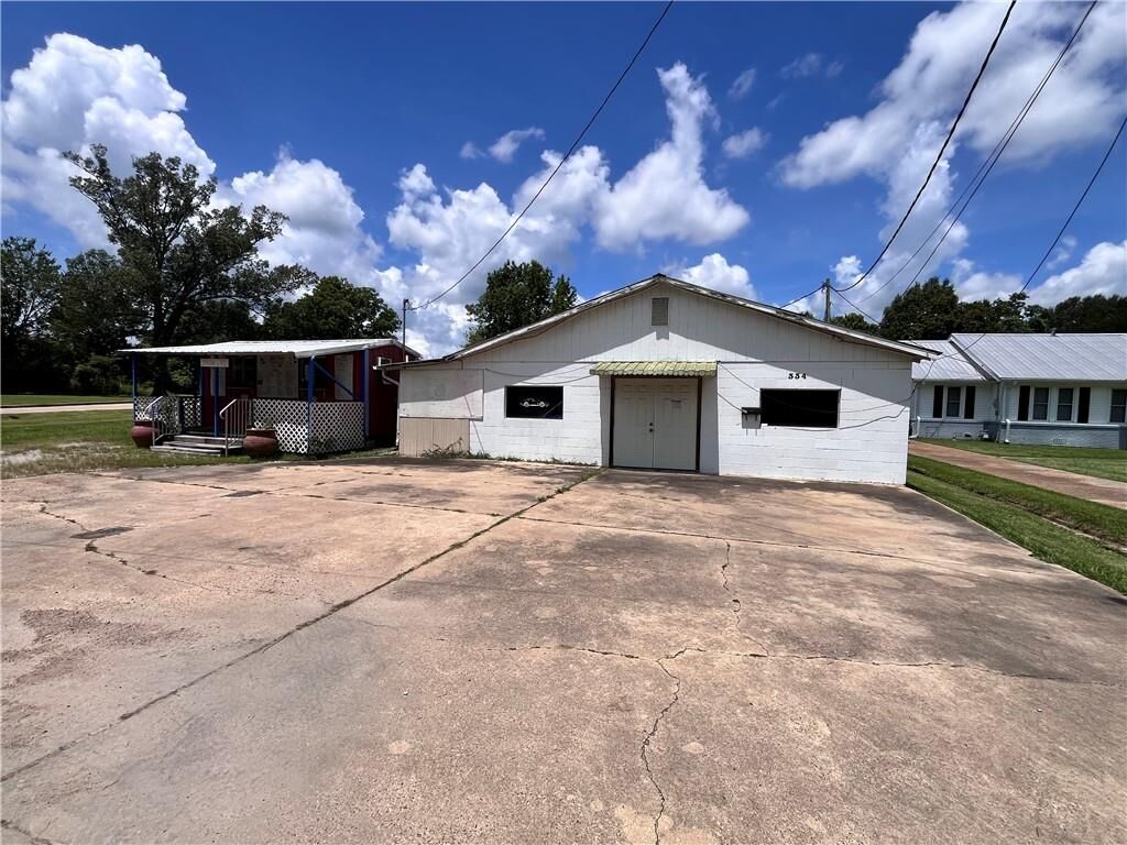 Property Photo: 334 S Preston Street LA 71351