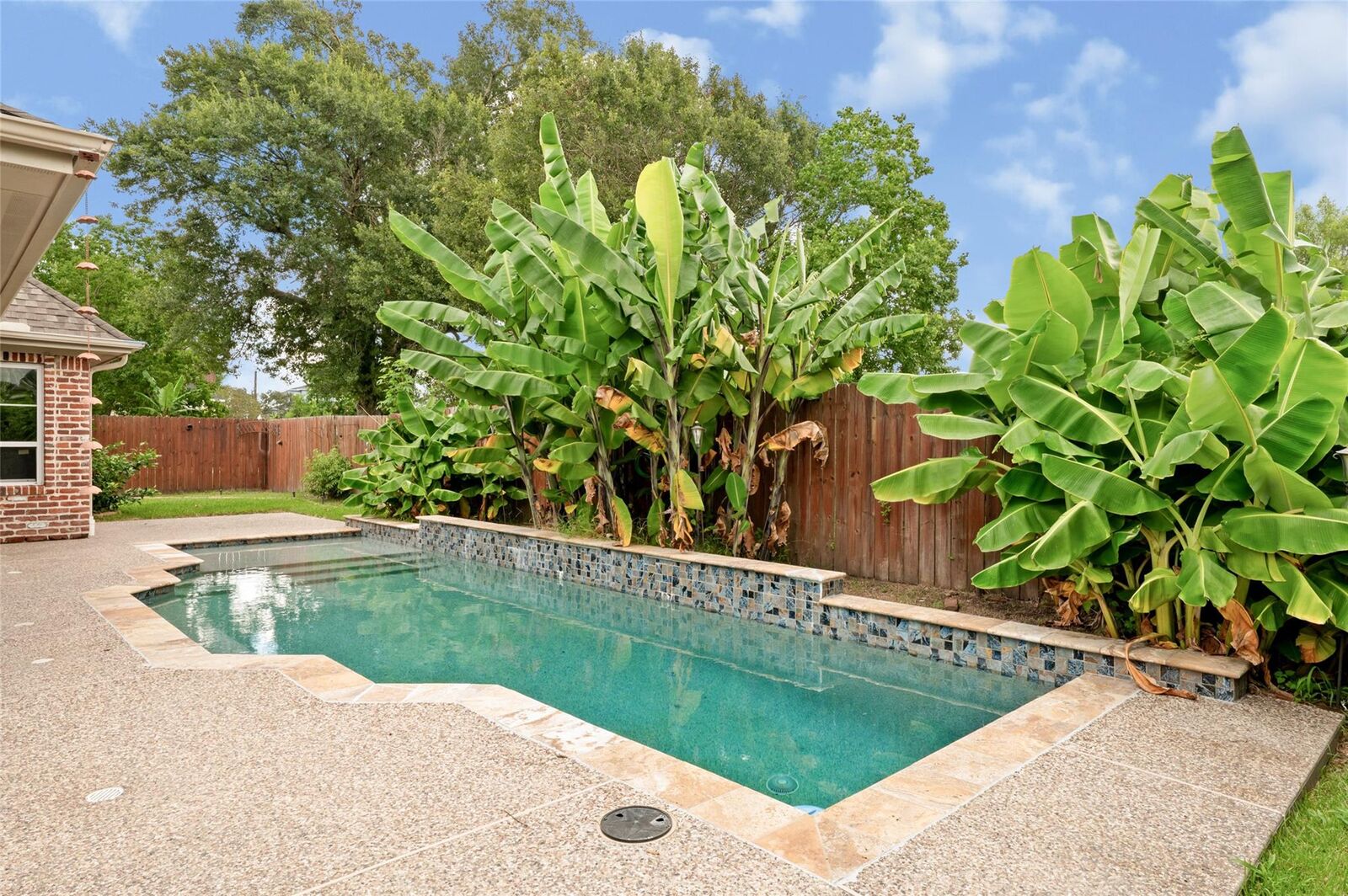 Property Photo:  104 Mockingbird Lane  TX 77611 