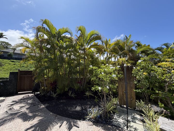 Property Photo: 77-464 Moeuhane Pl HI 96740