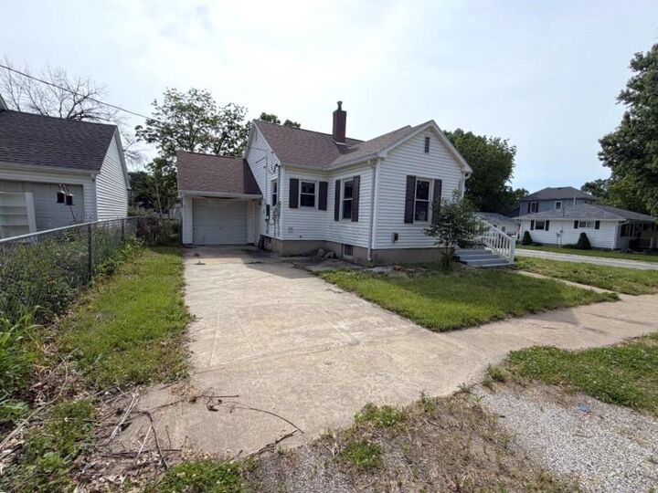 Property Photo:  320 S Adams Street  MO 63555 