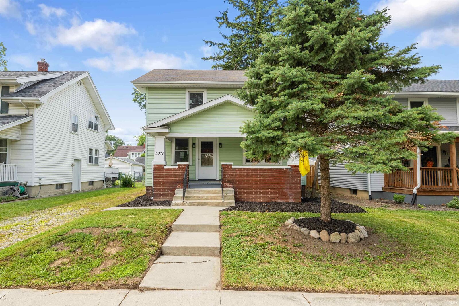 Property Photo:  2711 N Anthony Boulevard  IN 46805 