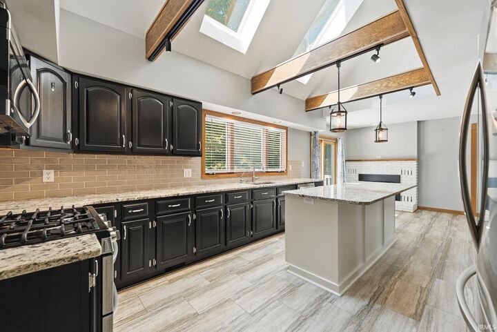 Property Photo: 7819 Greenwell Road IN 46723
