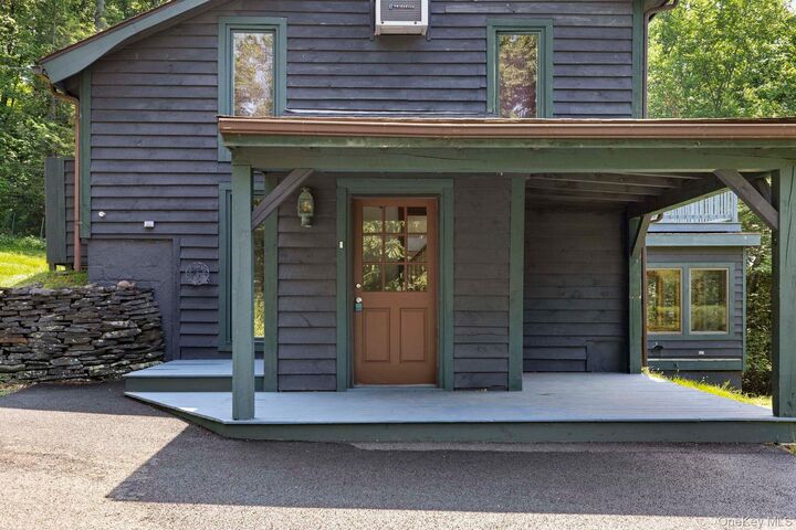Property Photo:  376 Abbey Road  NY 12457 