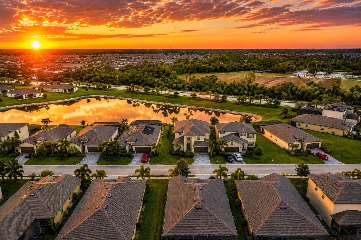 Property Photo: 1824 E Isles Road FL 33953
