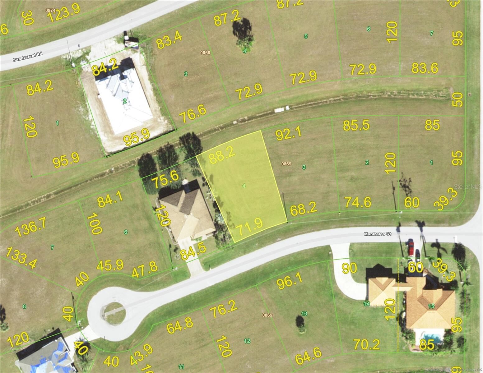 Property Photo: 24473 Manizales Court FL 33955