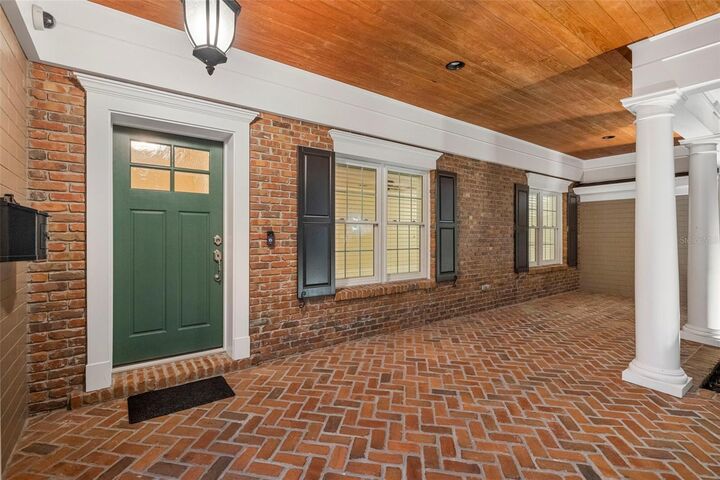 Property Photo:  2410 Lake Shore Drive  FL 32803 