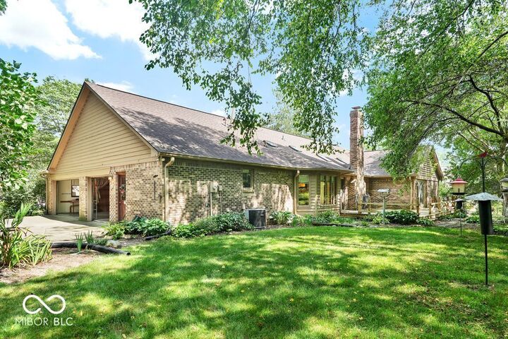 Property Photo: 11357 Brentwood Avenue IN 46077