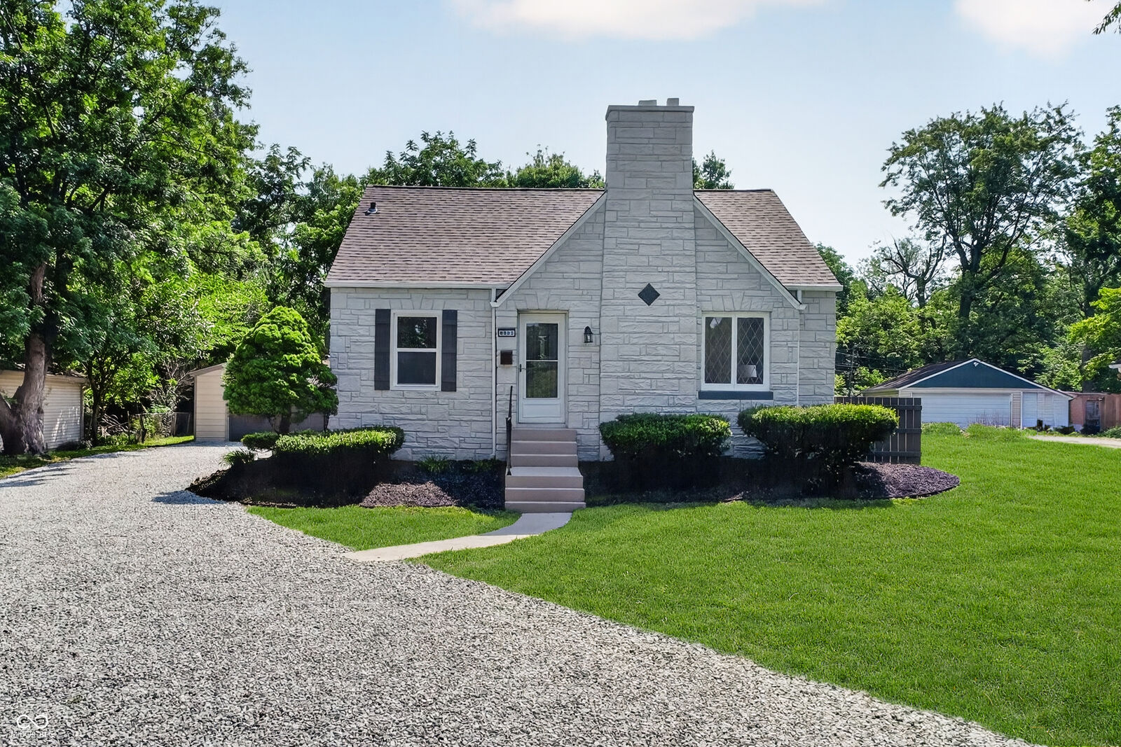 Property Photo: 6685 Homestead Drive IN 46227
